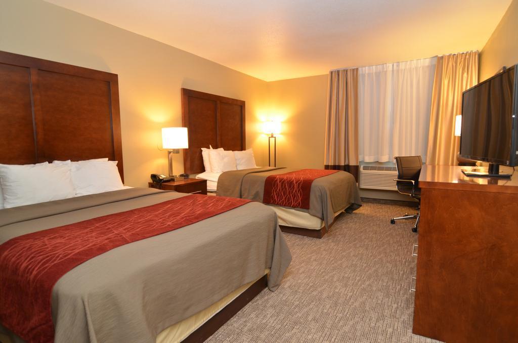 Comfort Inn Marshalltown South Екстериор снимка