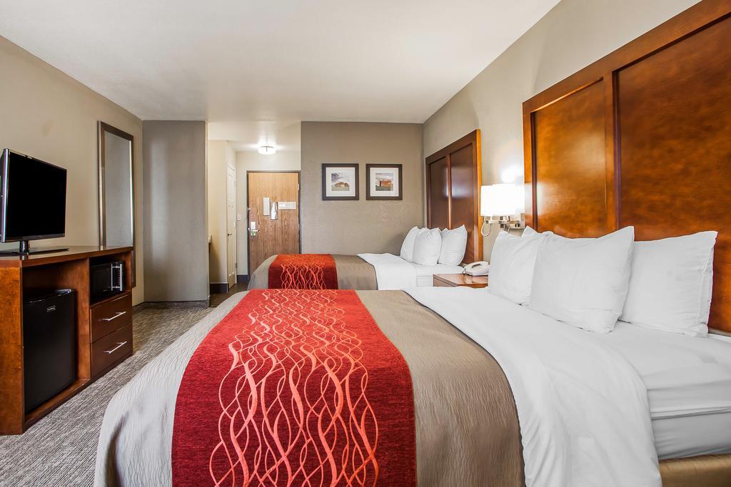Comfort Inn Marshalltown South Екстериор снимка